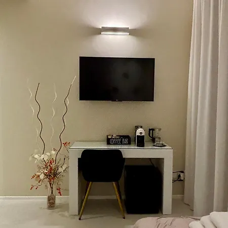 Salotto Santa Franca 3* Piacenza