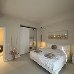 בית הארחה Salotto Santa Franca 3*