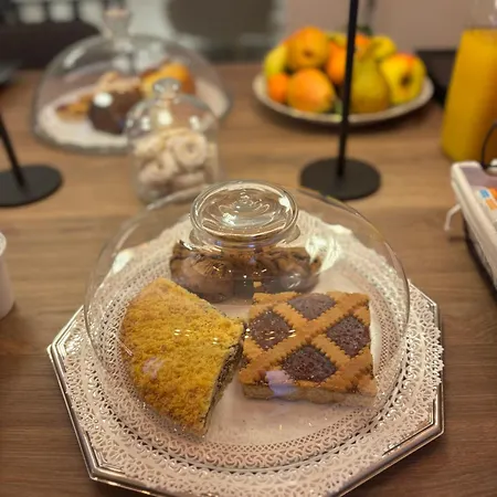 Πανσιόν Salotto Santa Franca 3*