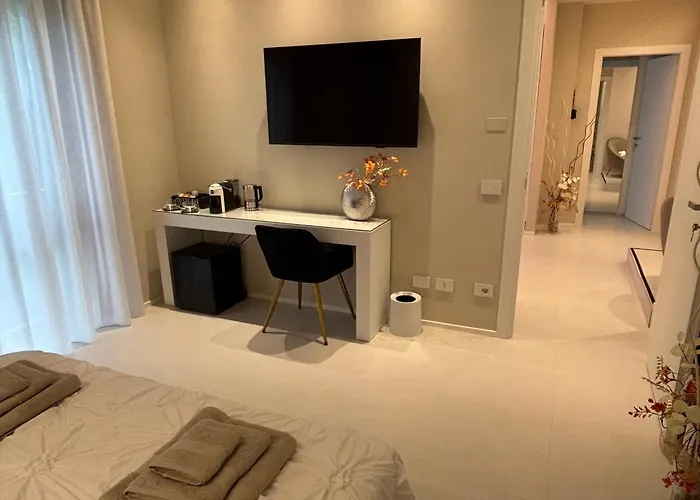 בית הארחה Salotto Santa Franca פיאצ'נצה