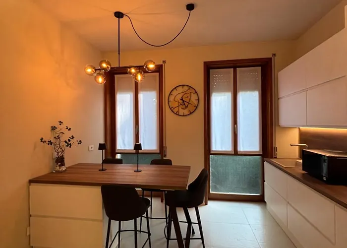 Salotto Santa Franca 3* Piacenza