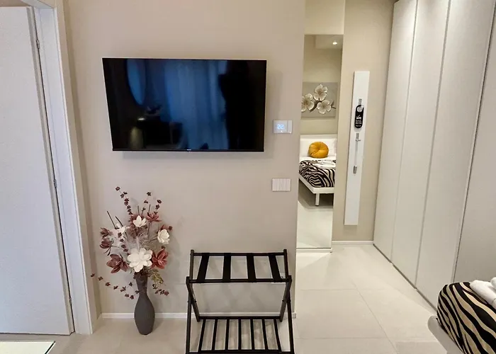 Salotto Santa Franca 3*